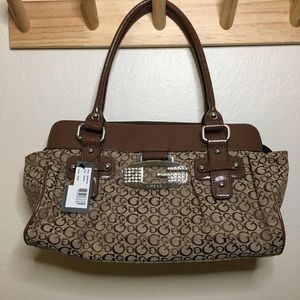 GUESS baguette purse handbag NWT